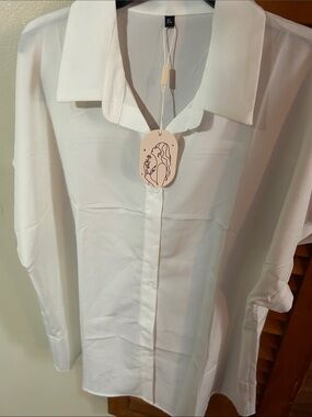 Classic White Men’s Button-Up Shirt